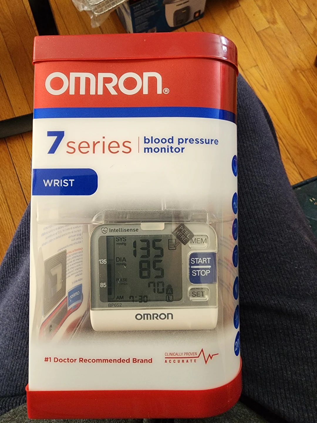 OMRON 7 Series Wrist Blood Pressure Monitor BP652