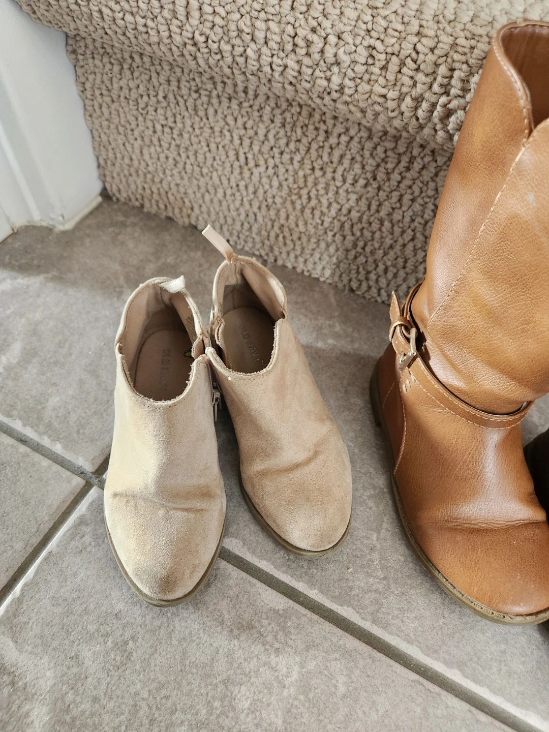 Kids size 9 Brown Boots and Tan Ankle Boots - photo 2