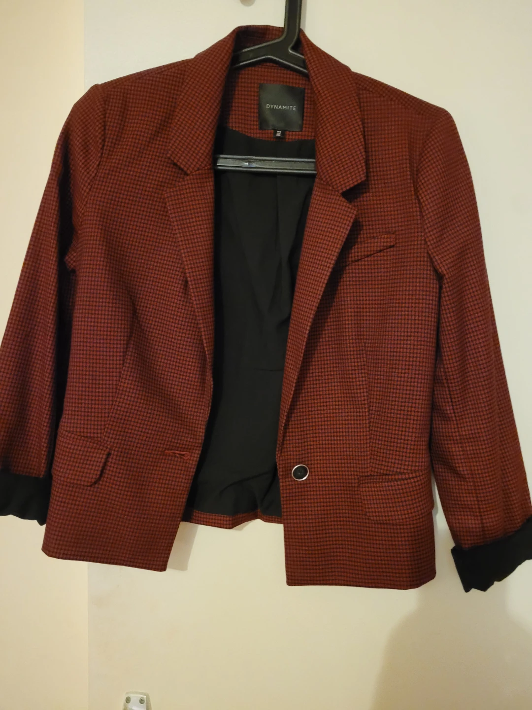 DYNAMITE Women's Blazer - Red Houndstooth