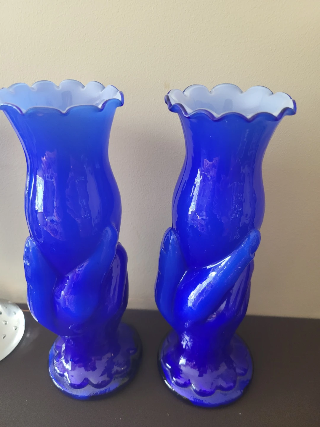 Pair of Cobalt Blue Glass Vases with Hand Design - photo 2
