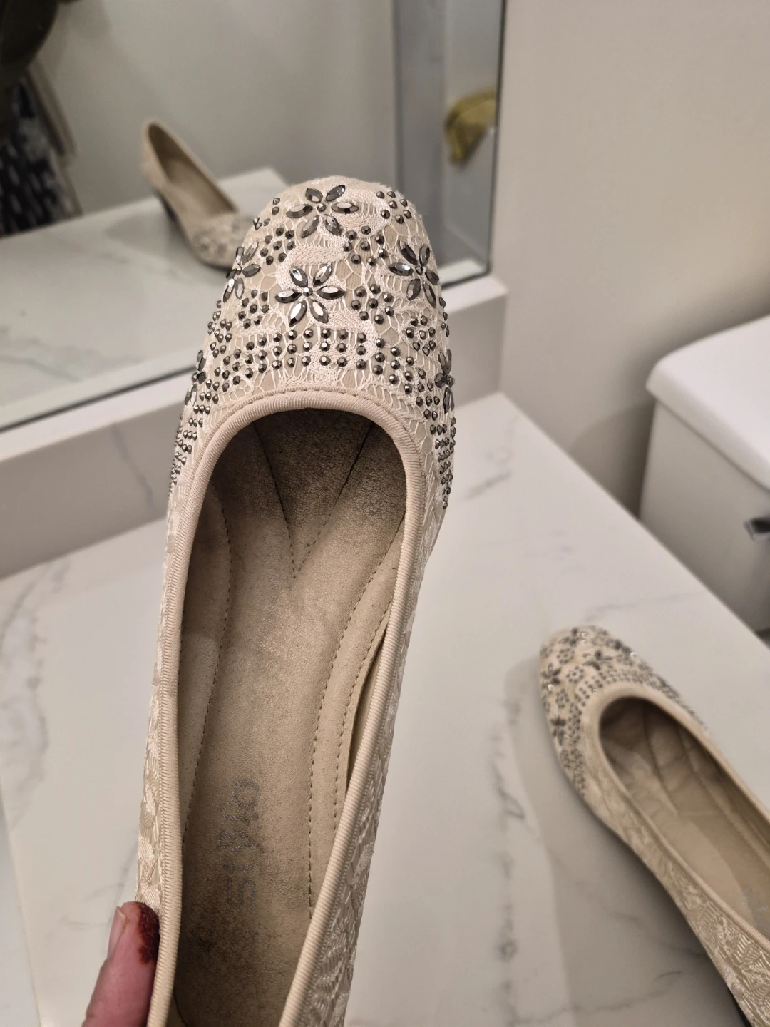 Style Women's Bejeweled Lace Ballet Flats - photo 3