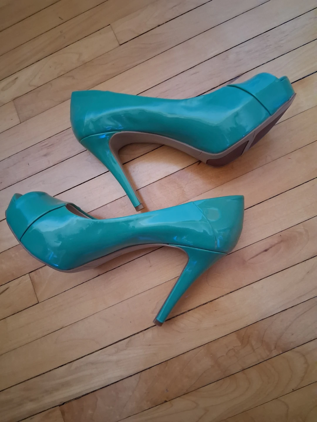 Nine West Teal Patent Peep-Toe Heels