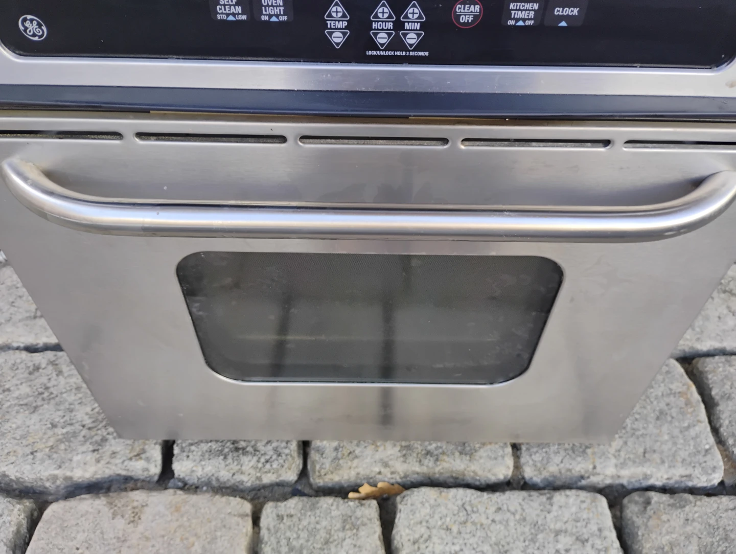 GE Stainless Steel Electric Wall Oven - photo 3