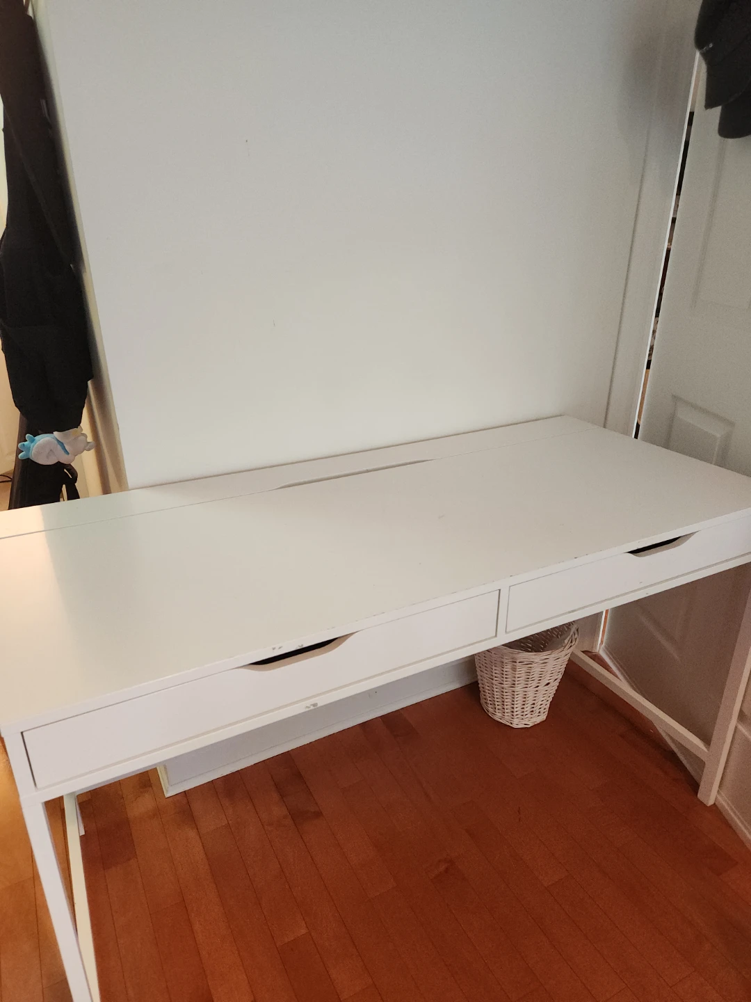 White Desk with Two Drawers - photo 2