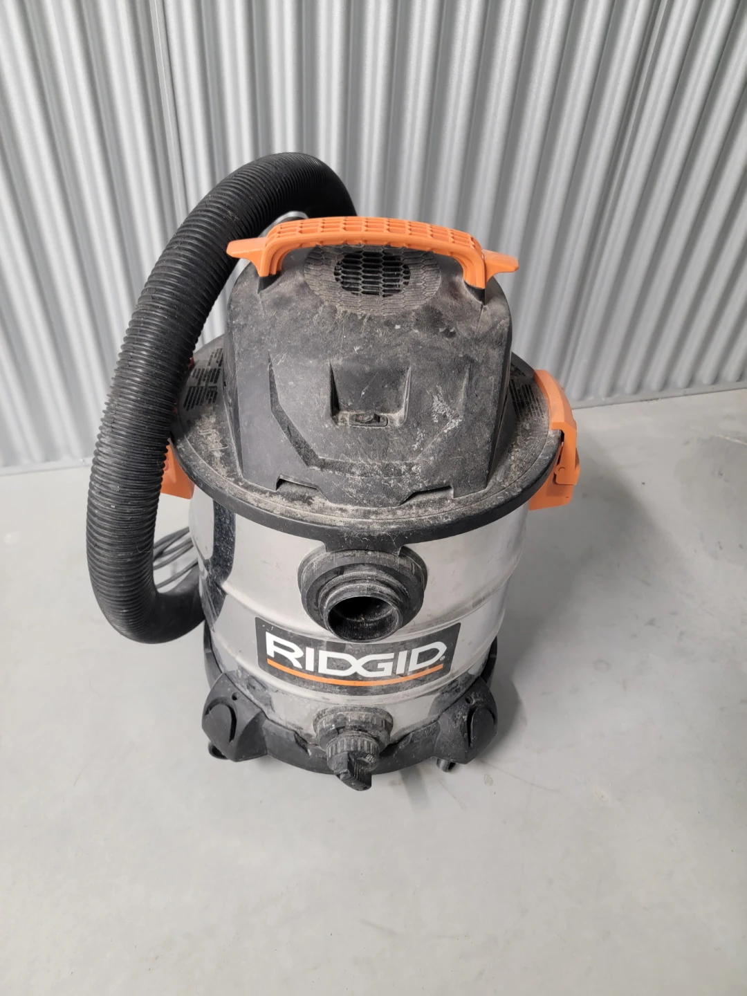 RIDGID Wet/Dry Vacuum with Hose and Extension Wand