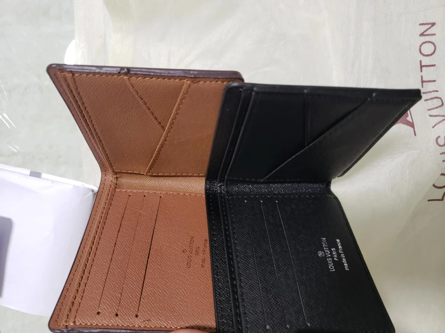 Louis Vuitton Bi-fold Wallet - photo 2