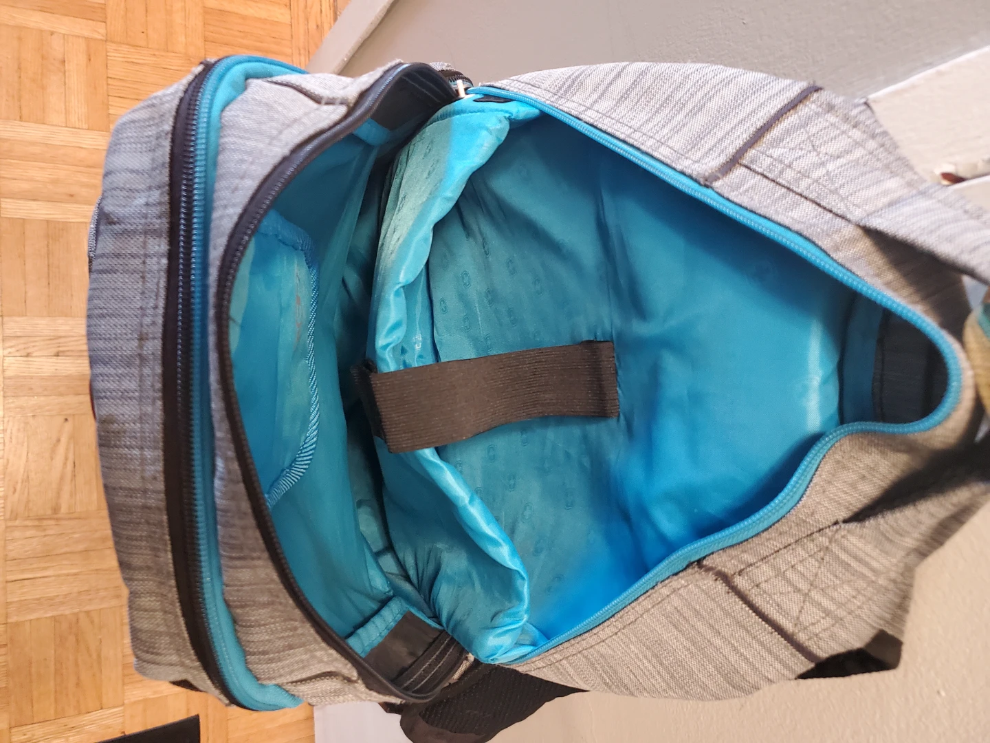 Swiss Gear Laptop Backpack - photo 3