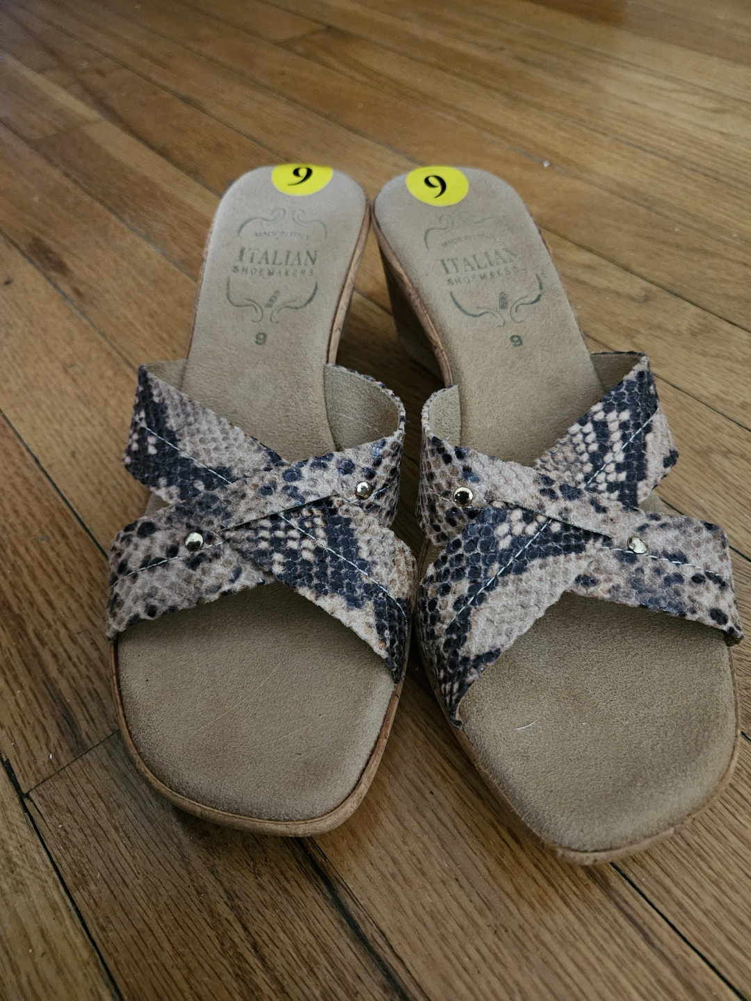 Italian Shoemakers Wedge Sandals Size 9 Snakeskin - photo 3