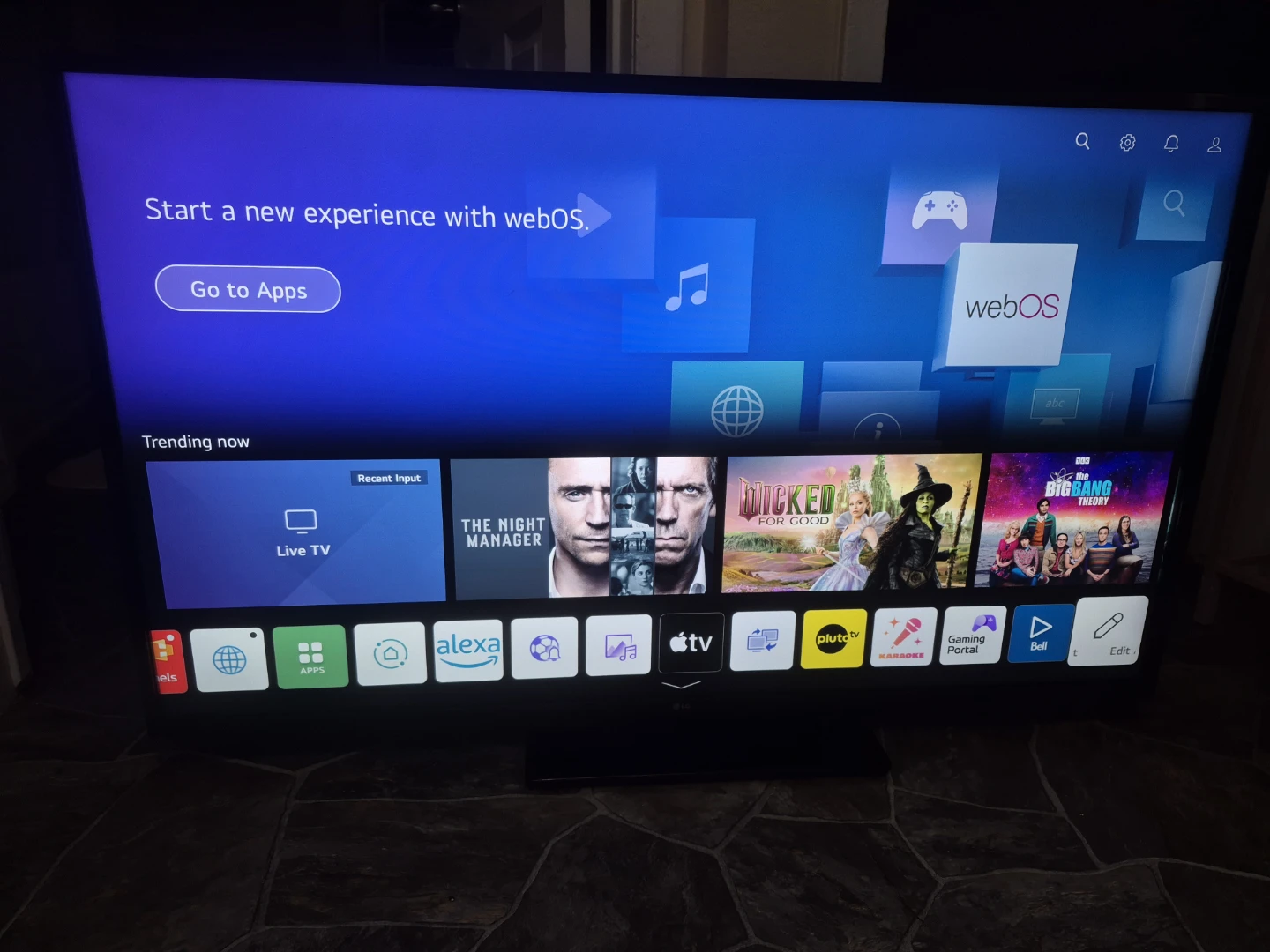 LG Smart TV with webOS 50" Bluetooth connection - photo 2