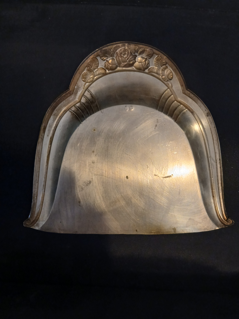 Decorative Silver Plate Dustpan with Rose Motif - photo 3