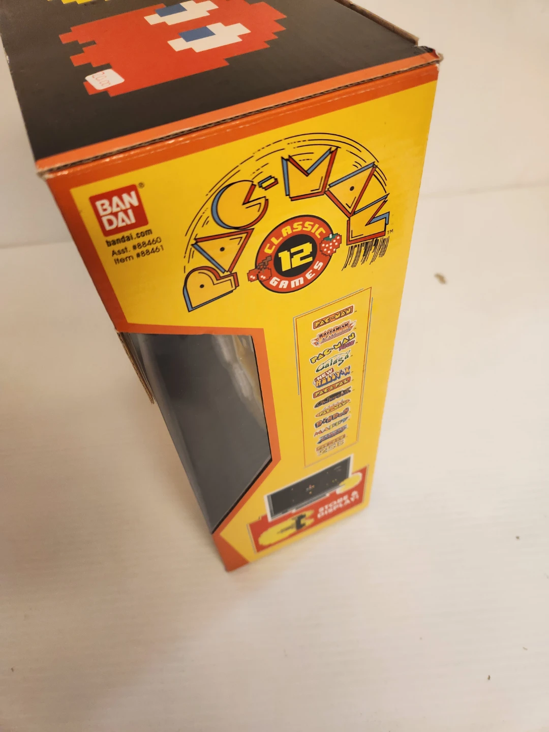 Namco Pac-Man Classic 12 Games Connect & Play Retro Console - photo 3