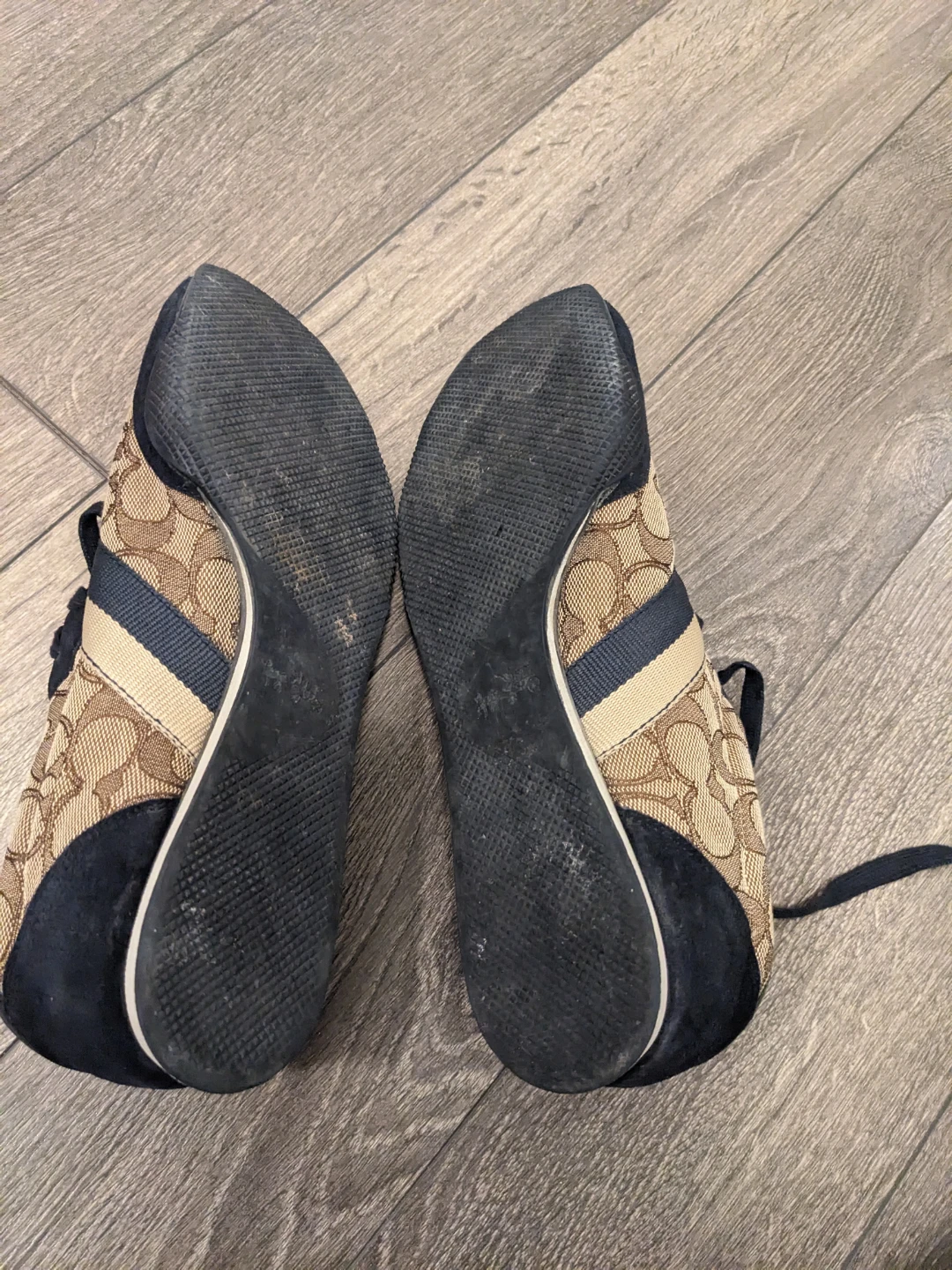 Coach Signature Pattern Sneakers size 9