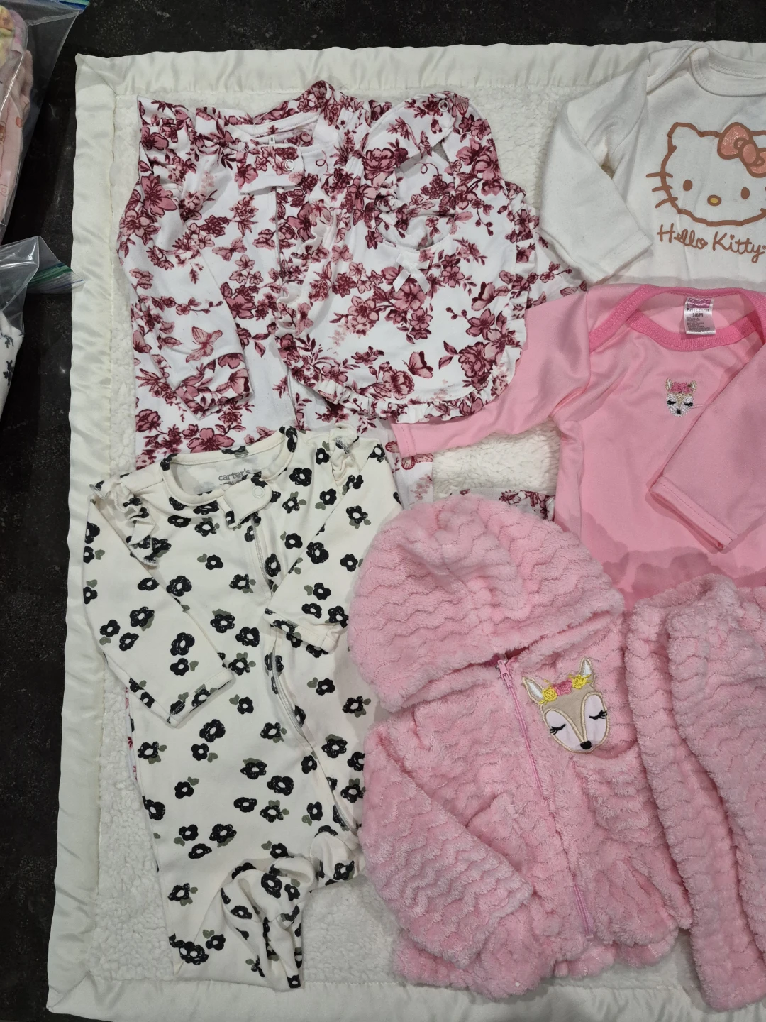 FREE Baby Clothes 3–6M - photo 4