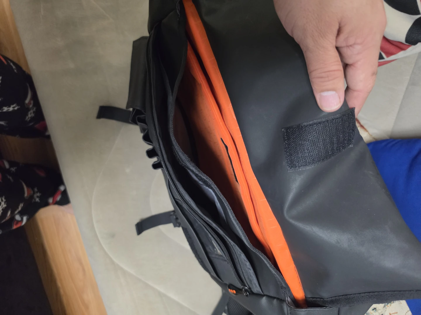 Elevate Messenger Bag - Black - photo 5