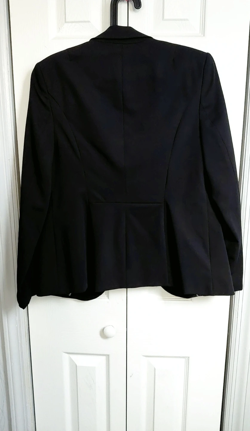 Liz Claiborne Black Blazer - Size 8 - photo 4