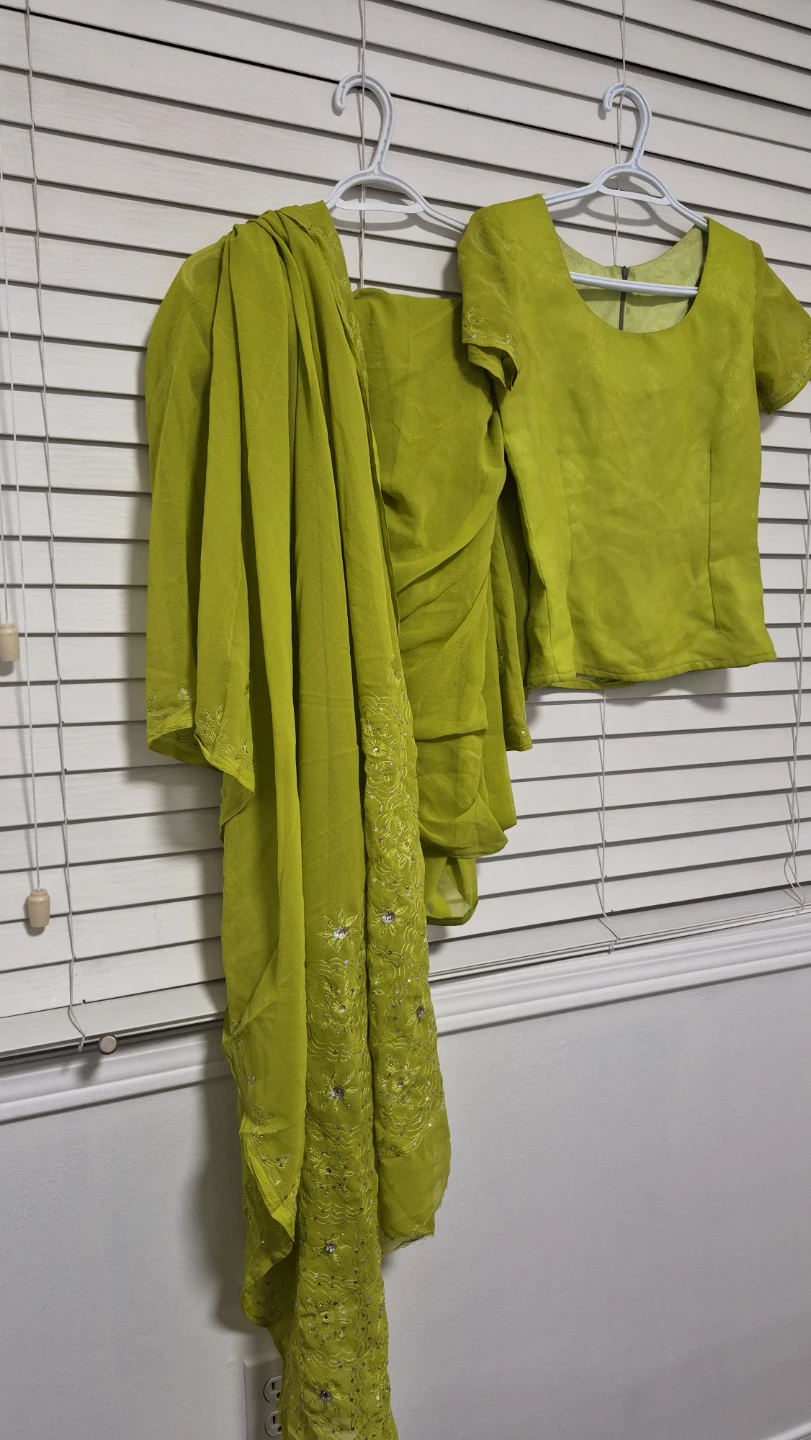 Lime Green Embroidered Saree with Blouse - photo 3