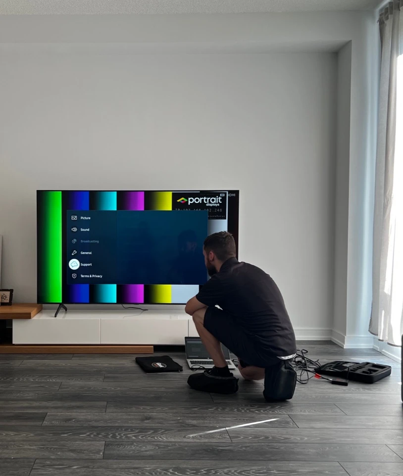 Samsung 75” 4K Smart TV + Adjustable TV Bench - photo 3
