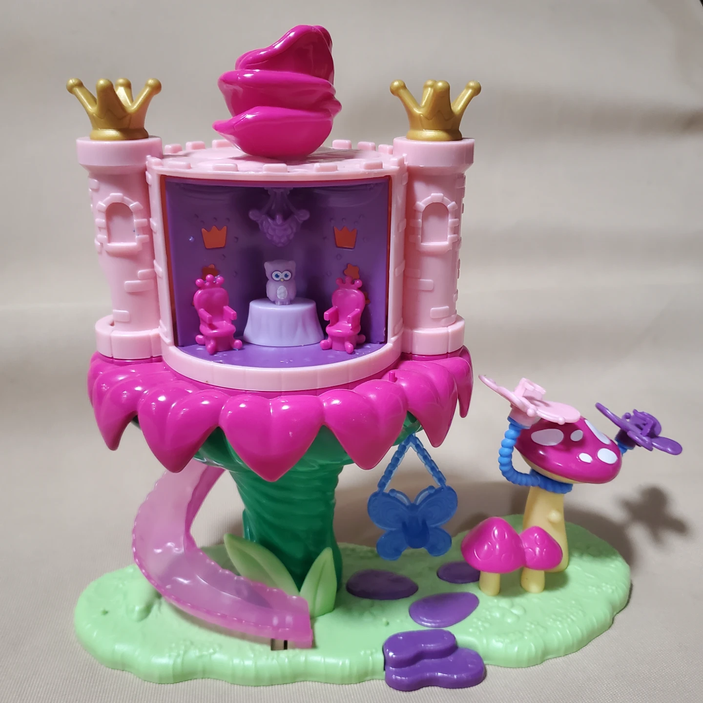 Polly Pocket Rainbow Funland Fairy Flight Ride Playset