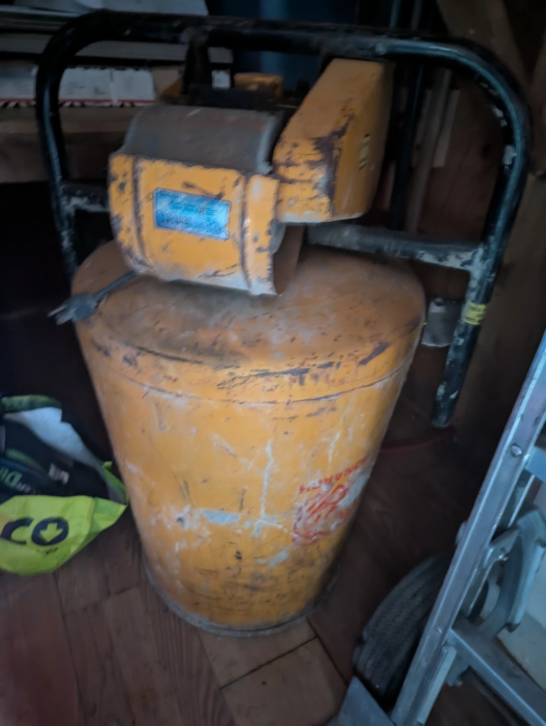 12 cu.in CONCRETE MIXER - photo 2