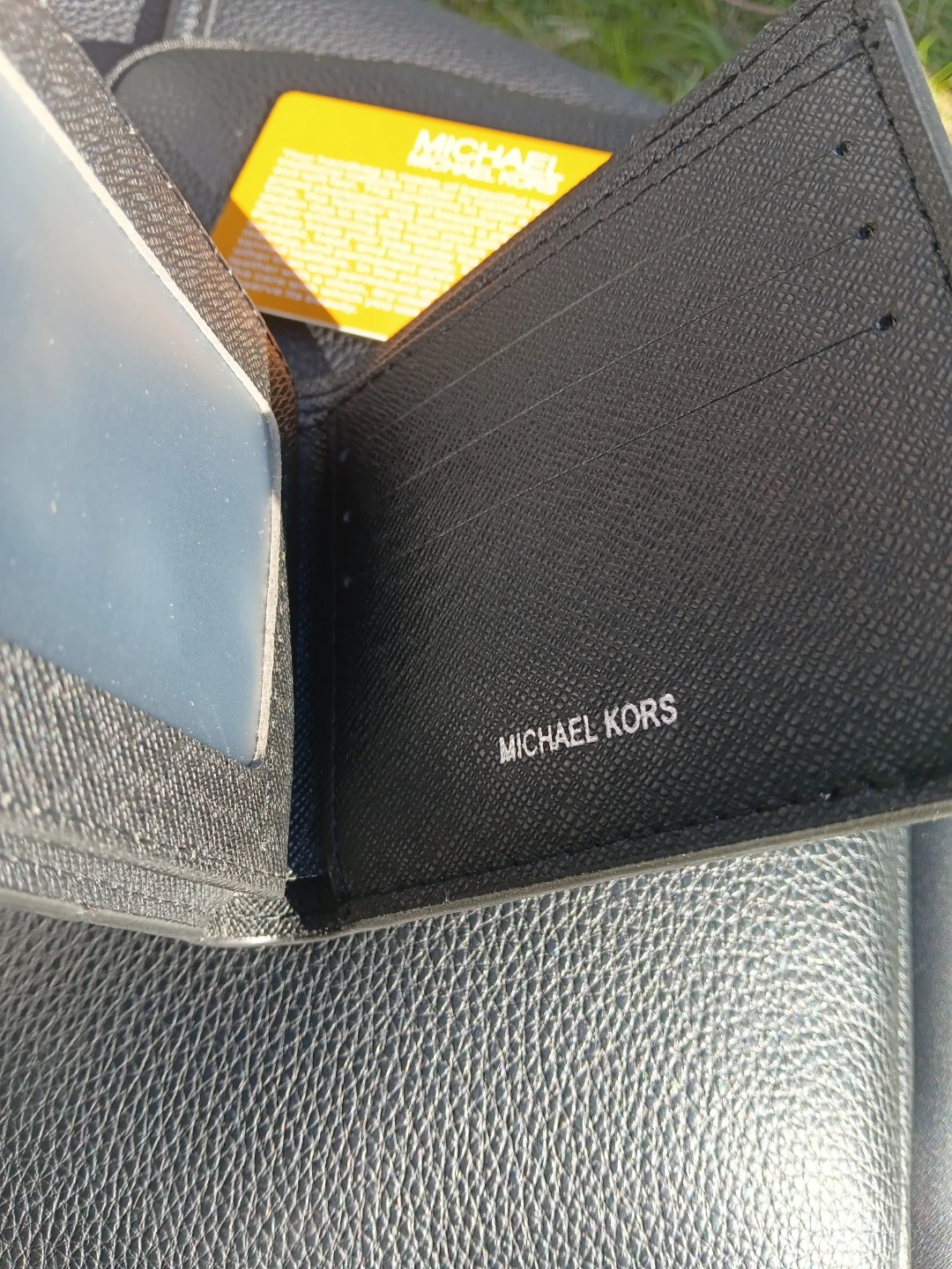 Michael Kors Black Leather Bifold Wallet - photo 5