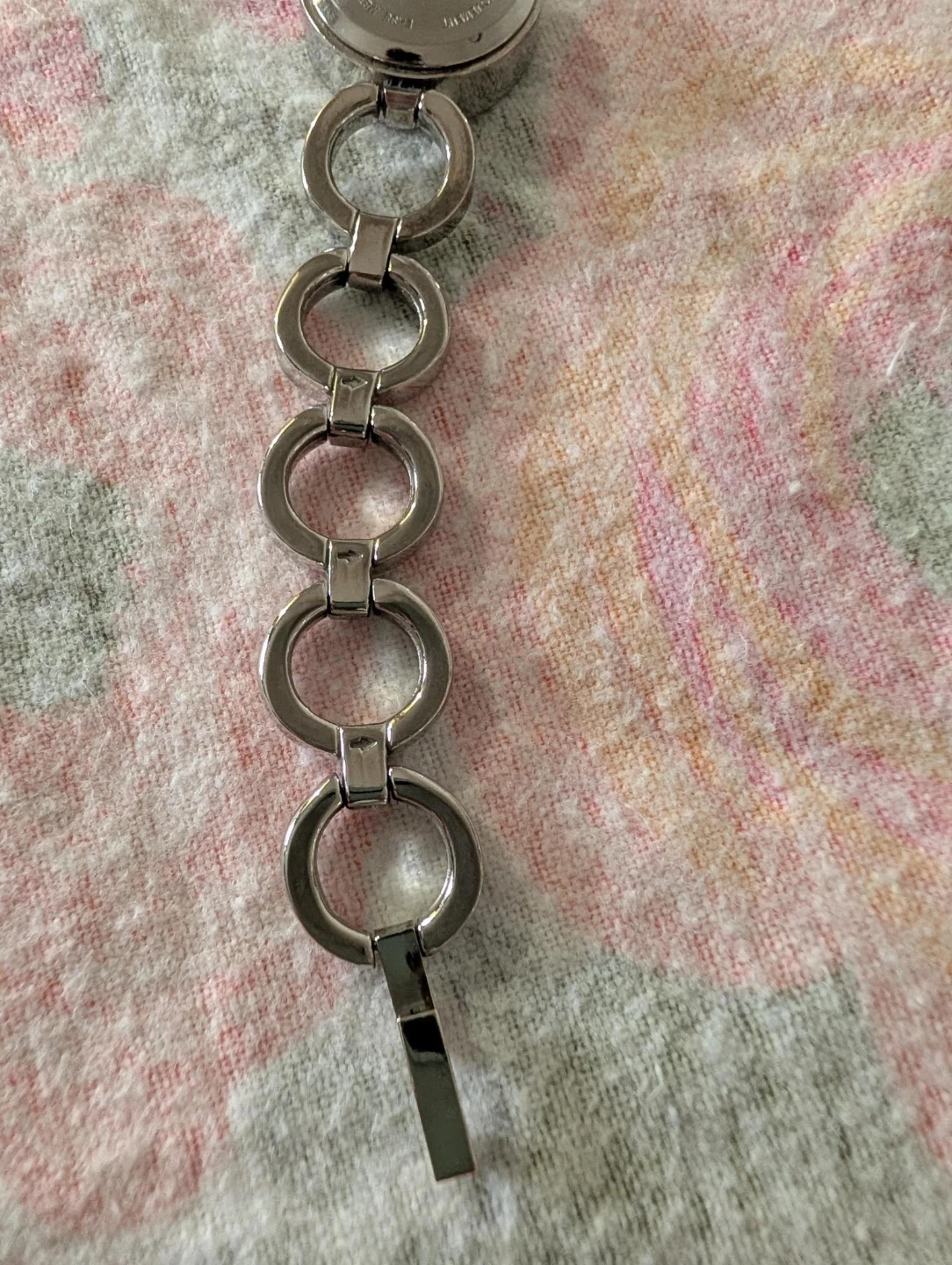 Vintage Ladies Quartz Bracelet Watch Silver Tone Circle Elegant - photo 5