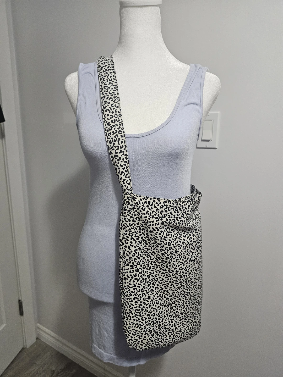 8 Seconds Leopard Print Shoulder Bag - photo 2