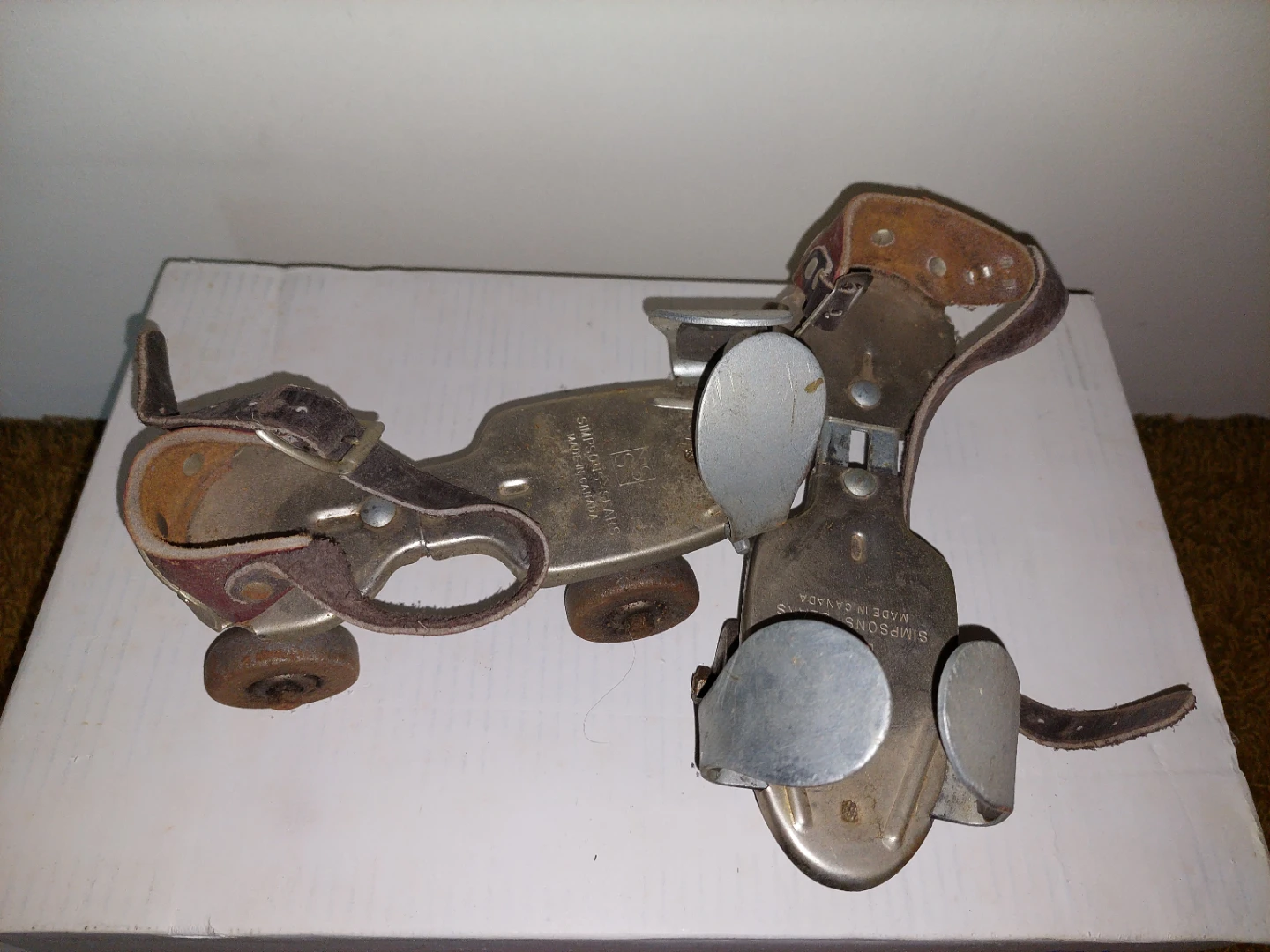 Vintage Simpsons Adjustable Roller Skates - photo 2