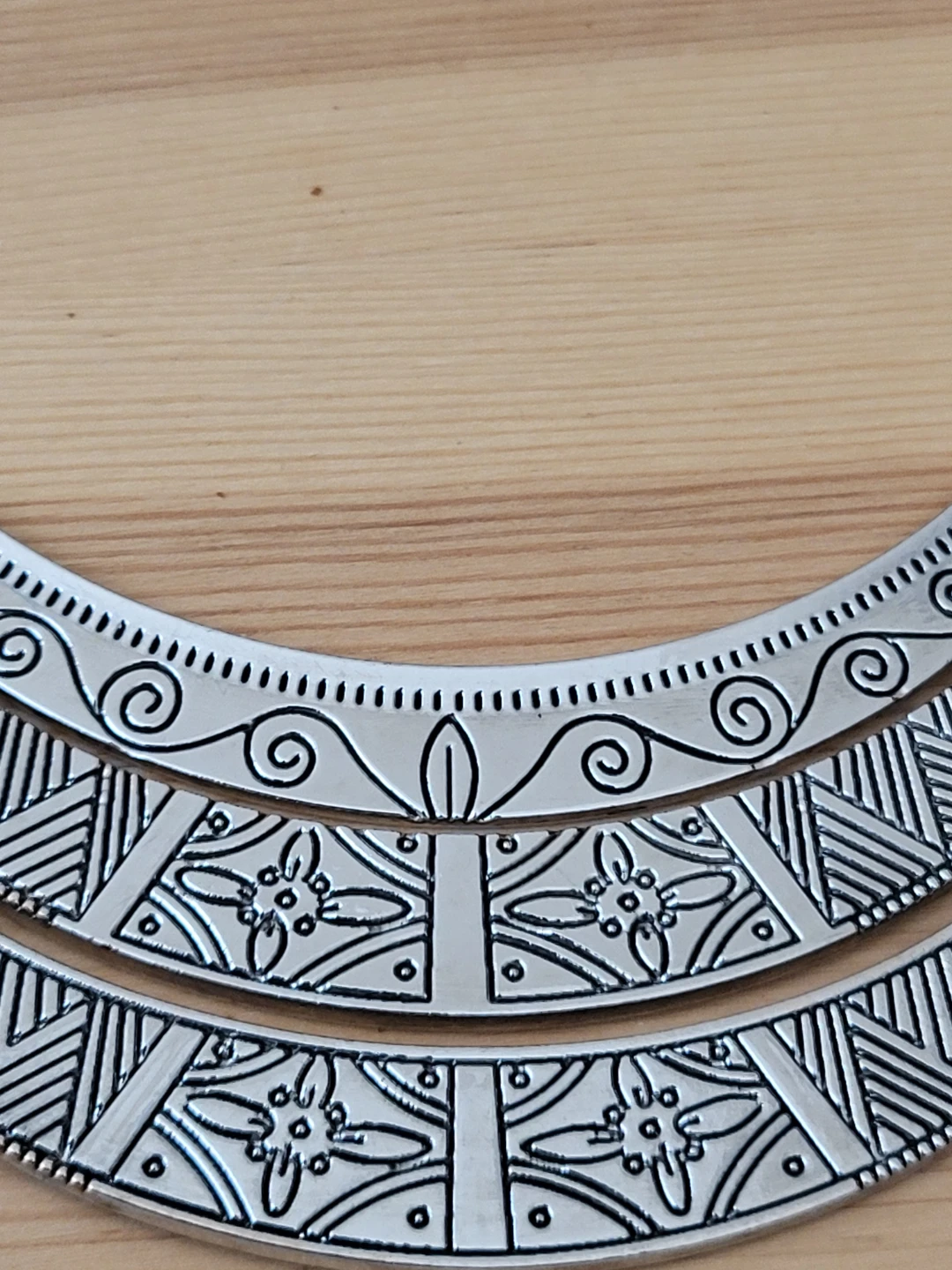 Silver Tone Tribal Statement Necklace - photo 2