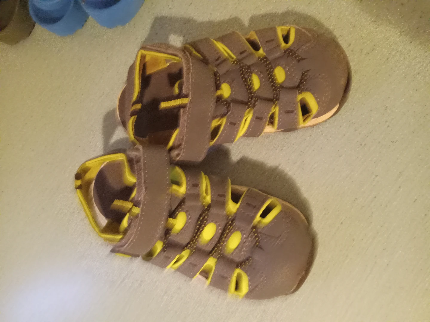 Kids' Sandals - Grey/Yellow & Blue Pairs