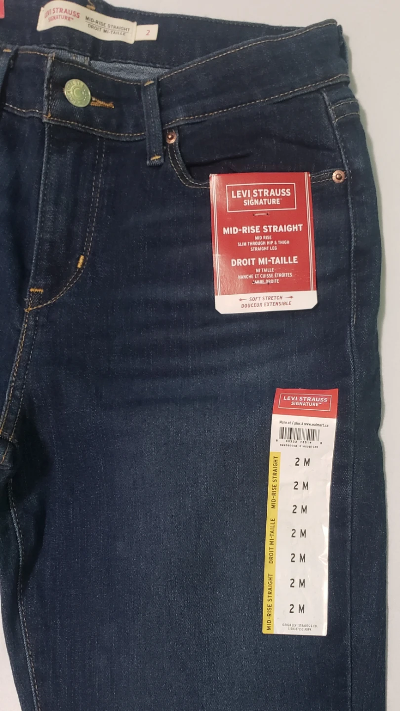 Brand new Levi Strauss Signature Mid Rise Size 2 - photo 3
