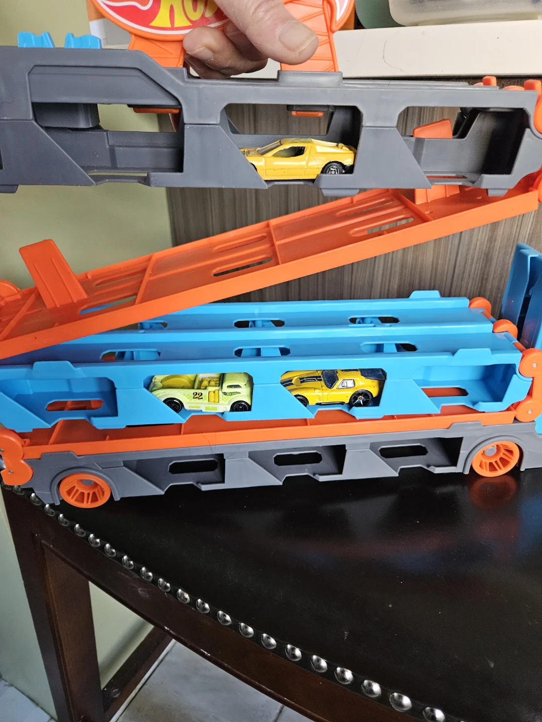 Hot Wheels Hauler Toy Truck - photo 5