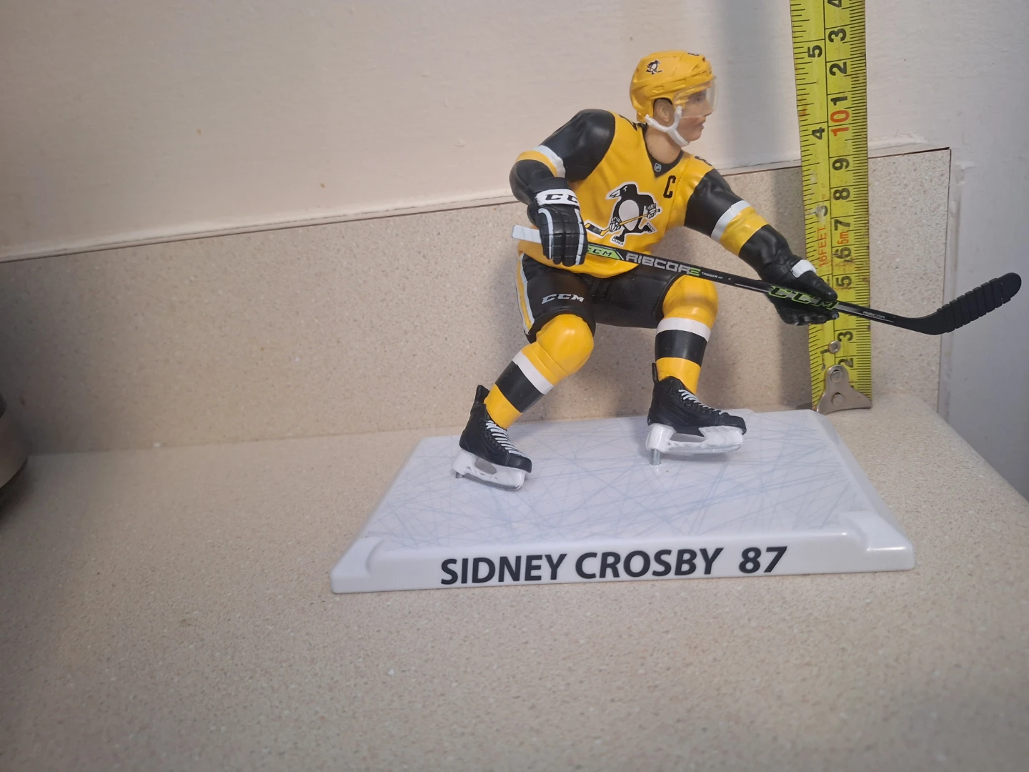 Sidney Crosby 87 Hockey Figure - photo 5