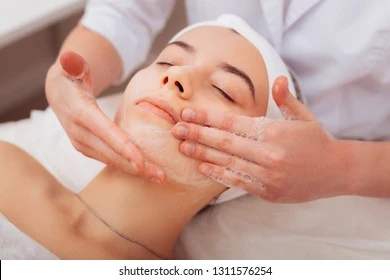 Facial Mask Application