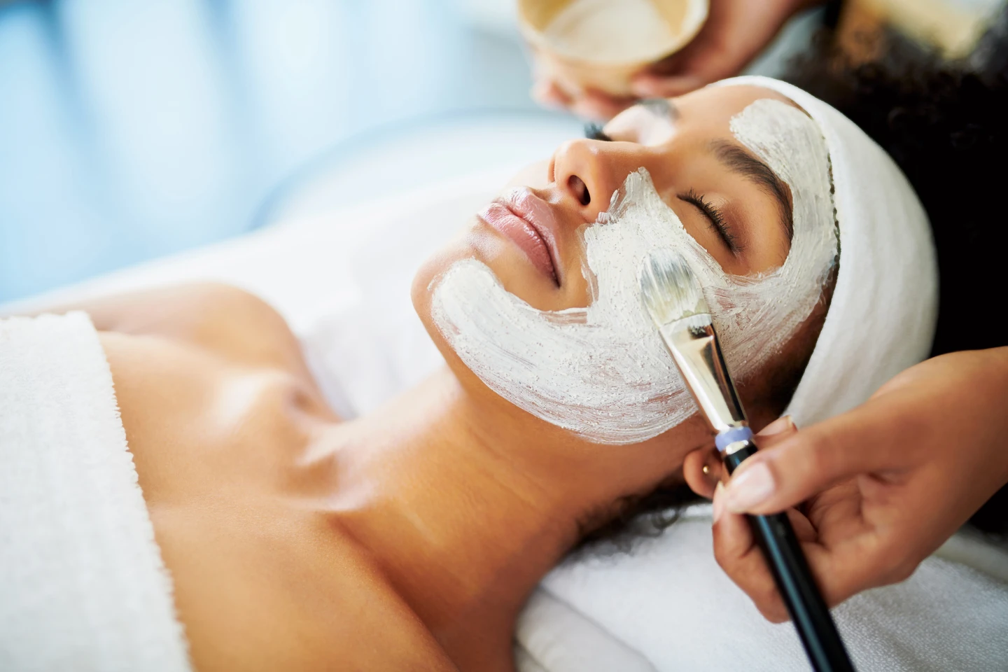Facial Mask Application - photo 4
