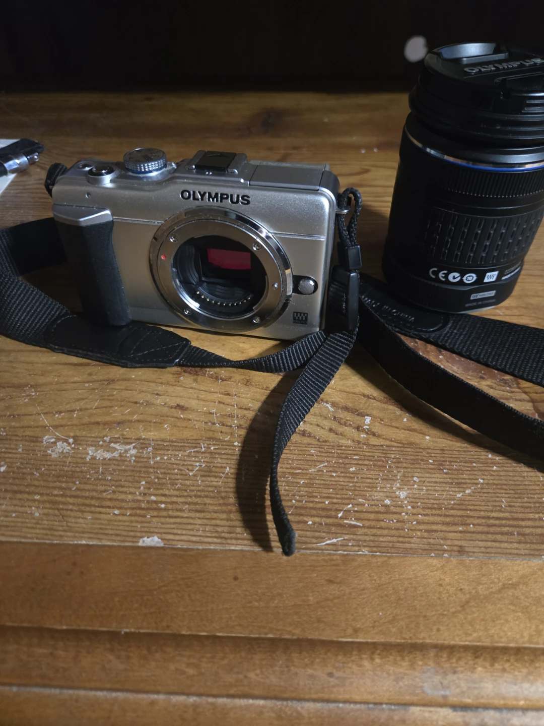 Olympus PEN E-PL1 12.1 mp,  KATA case, 2 stock Olympus lenses - photo 5