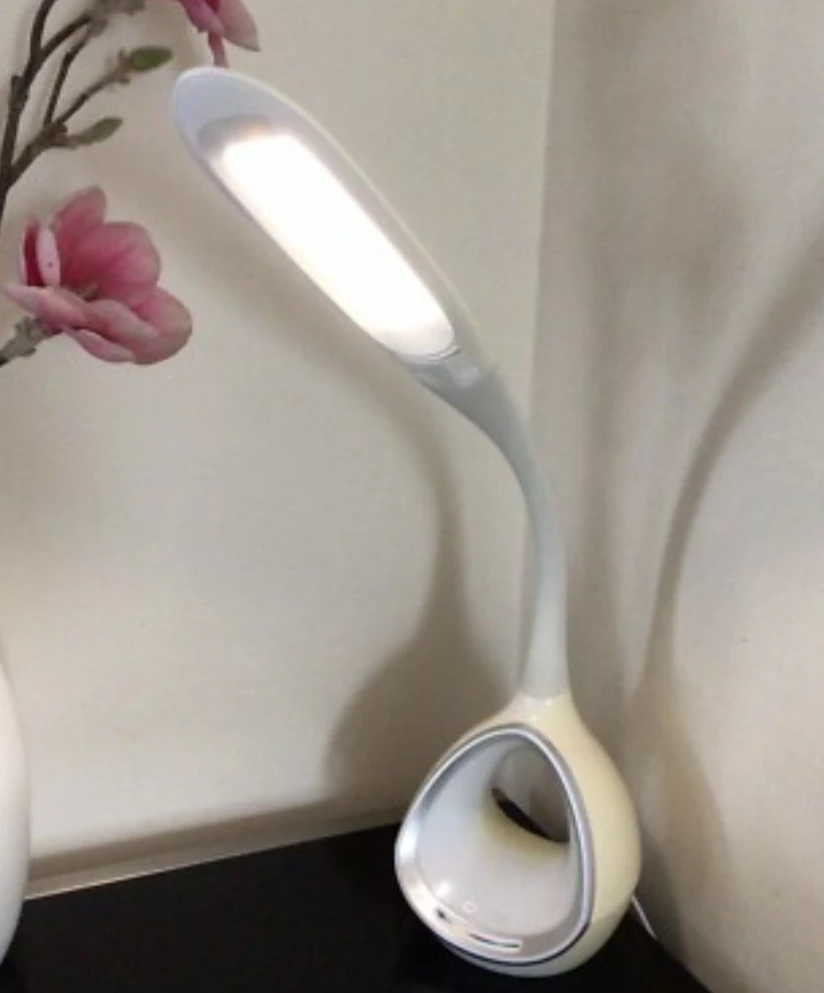OttLite LED Desk Lamp T5U with USB Port - photo 2