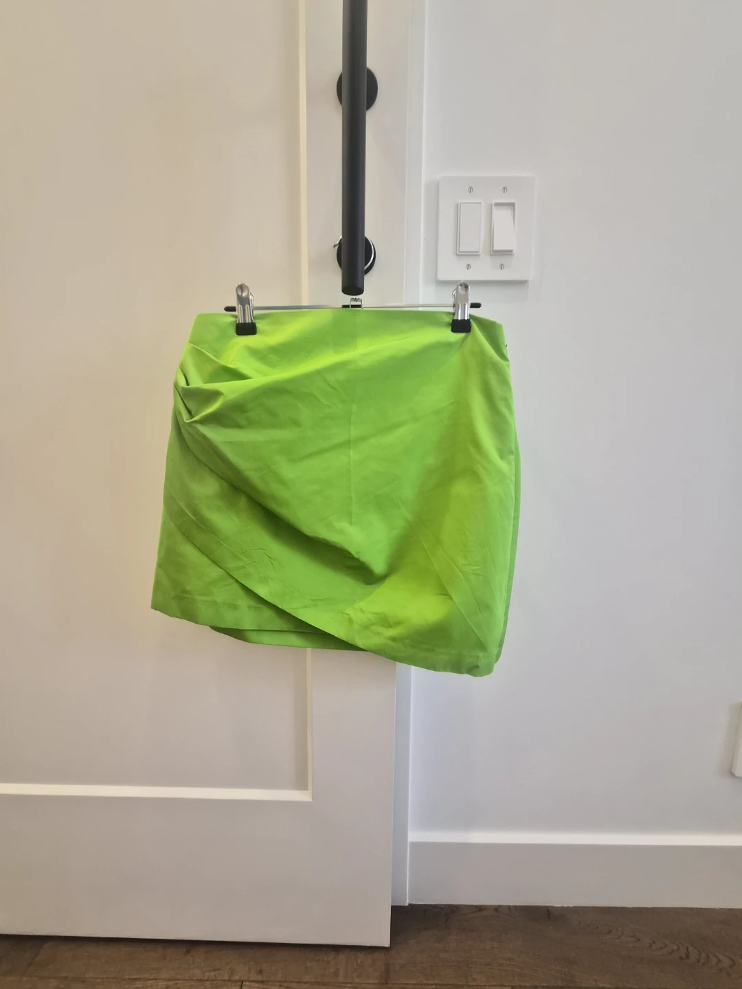 Zara Ruched Mini Skirt - Neon Green, Size Medium - photo 3