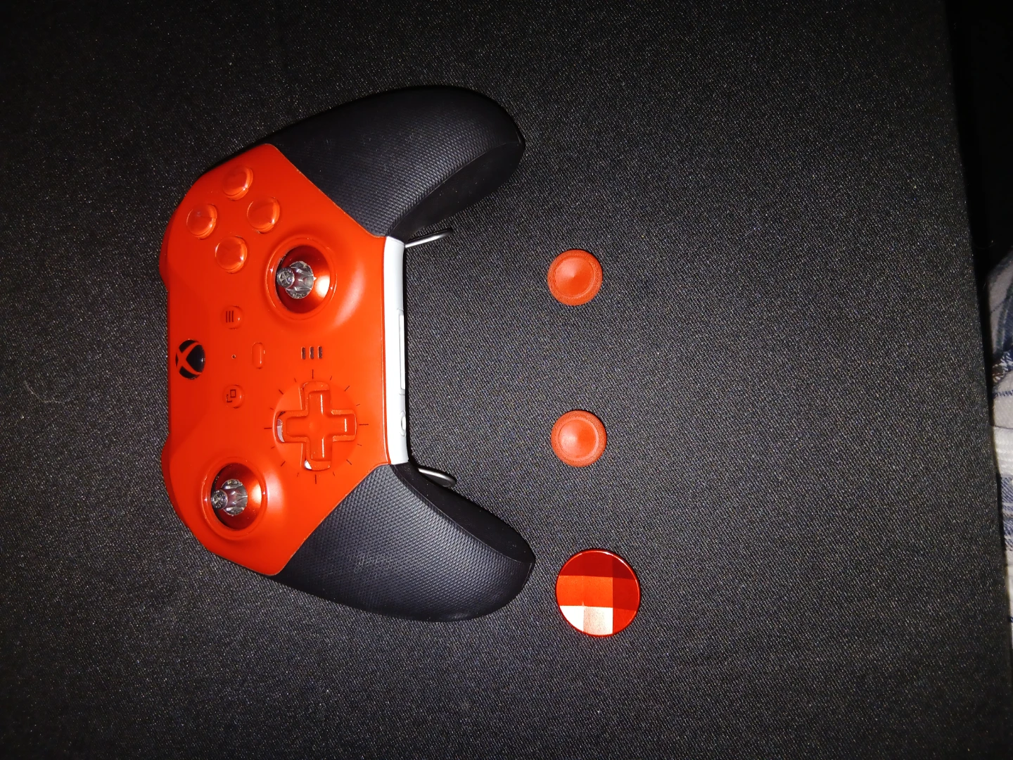 Xbox Elite Series 2 Controller - Red - photo 2