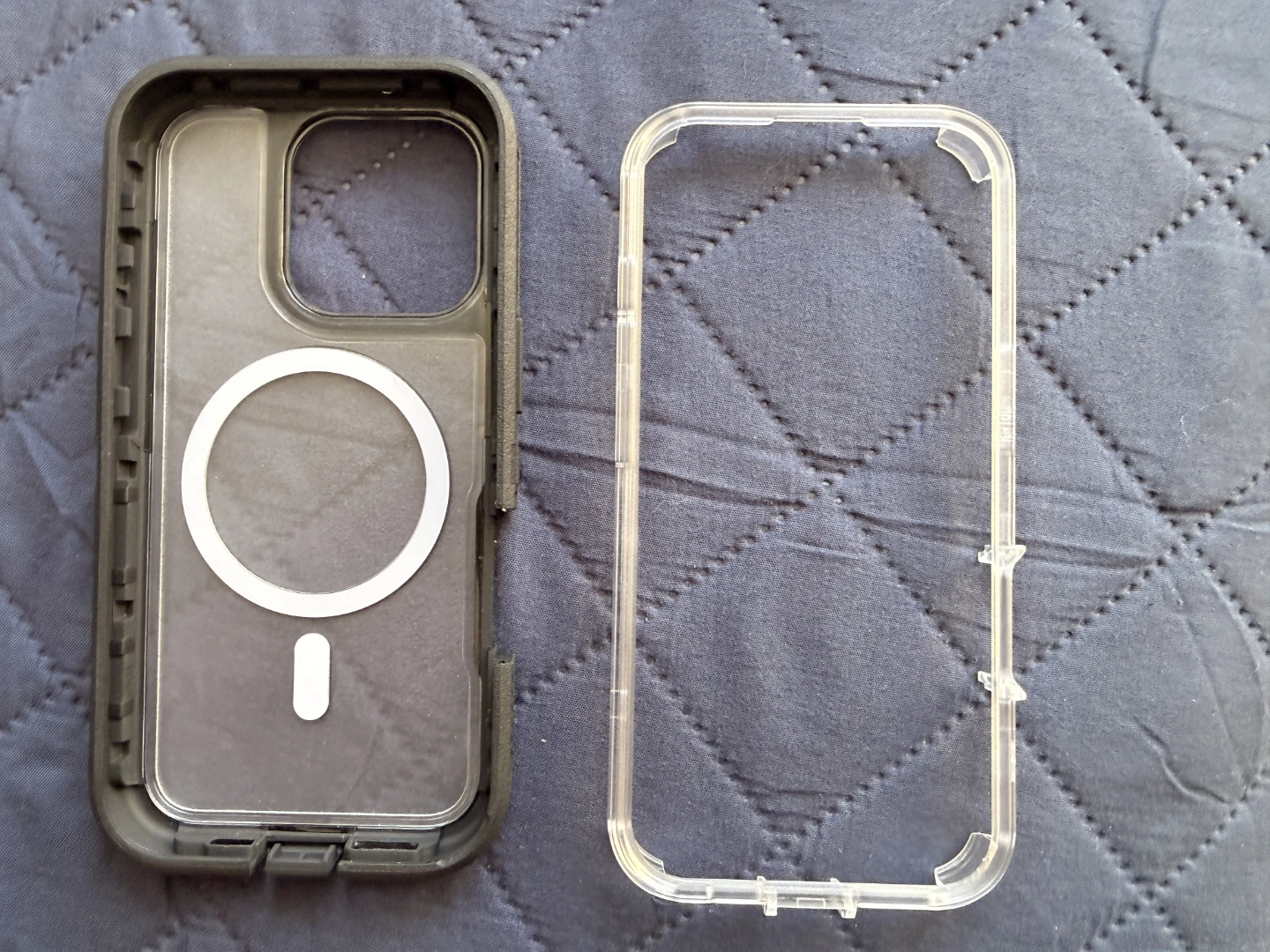 Rugged Magsafe Compatible Case for Iphone 16 pro - photo 3