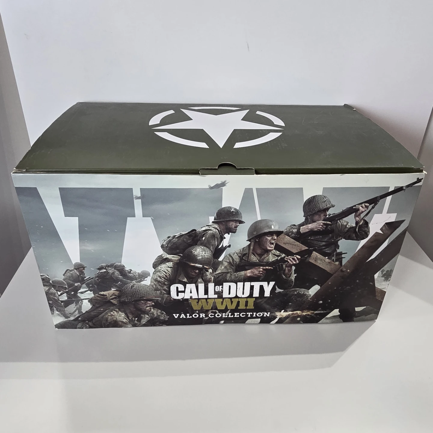 Call of Duty WWII Valor Collection Statue