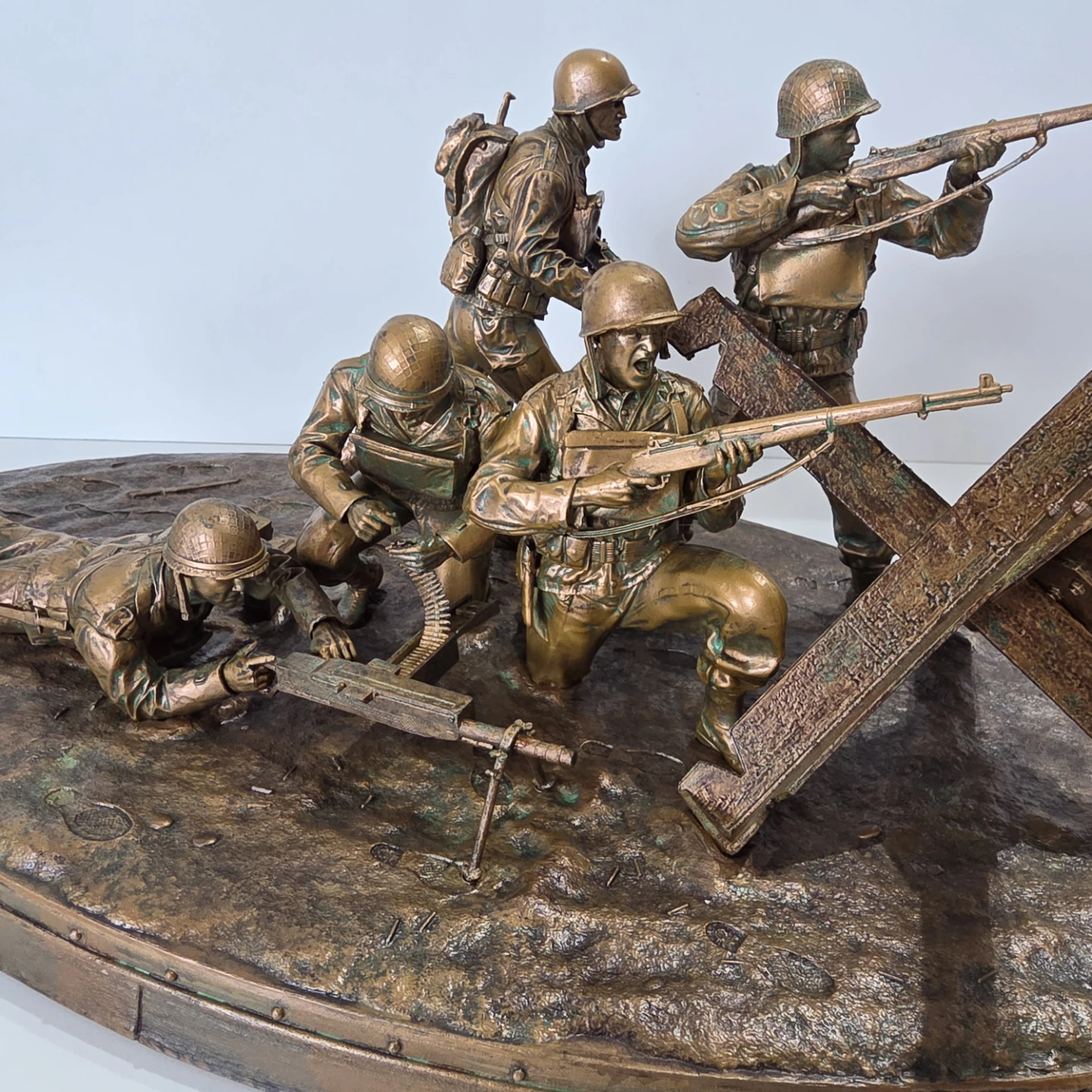 Call of Duty WWII Valor Collection Statue - photo 4