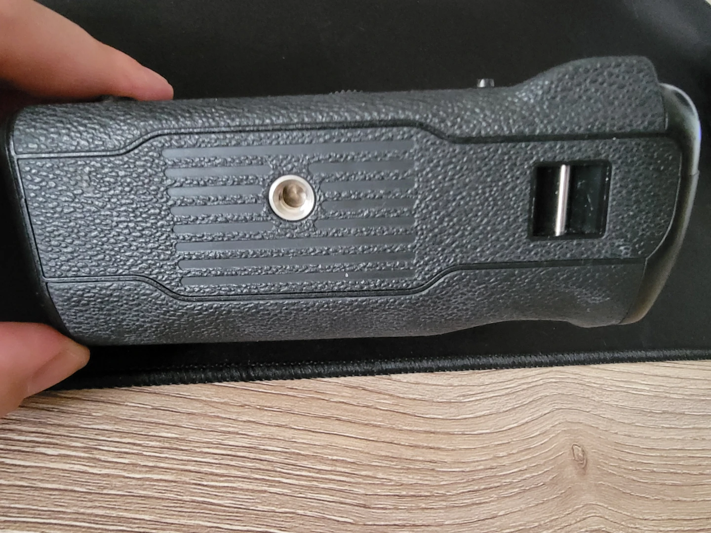 Fujifilm VG-XT3 Vertical Battery Grip - photo 5