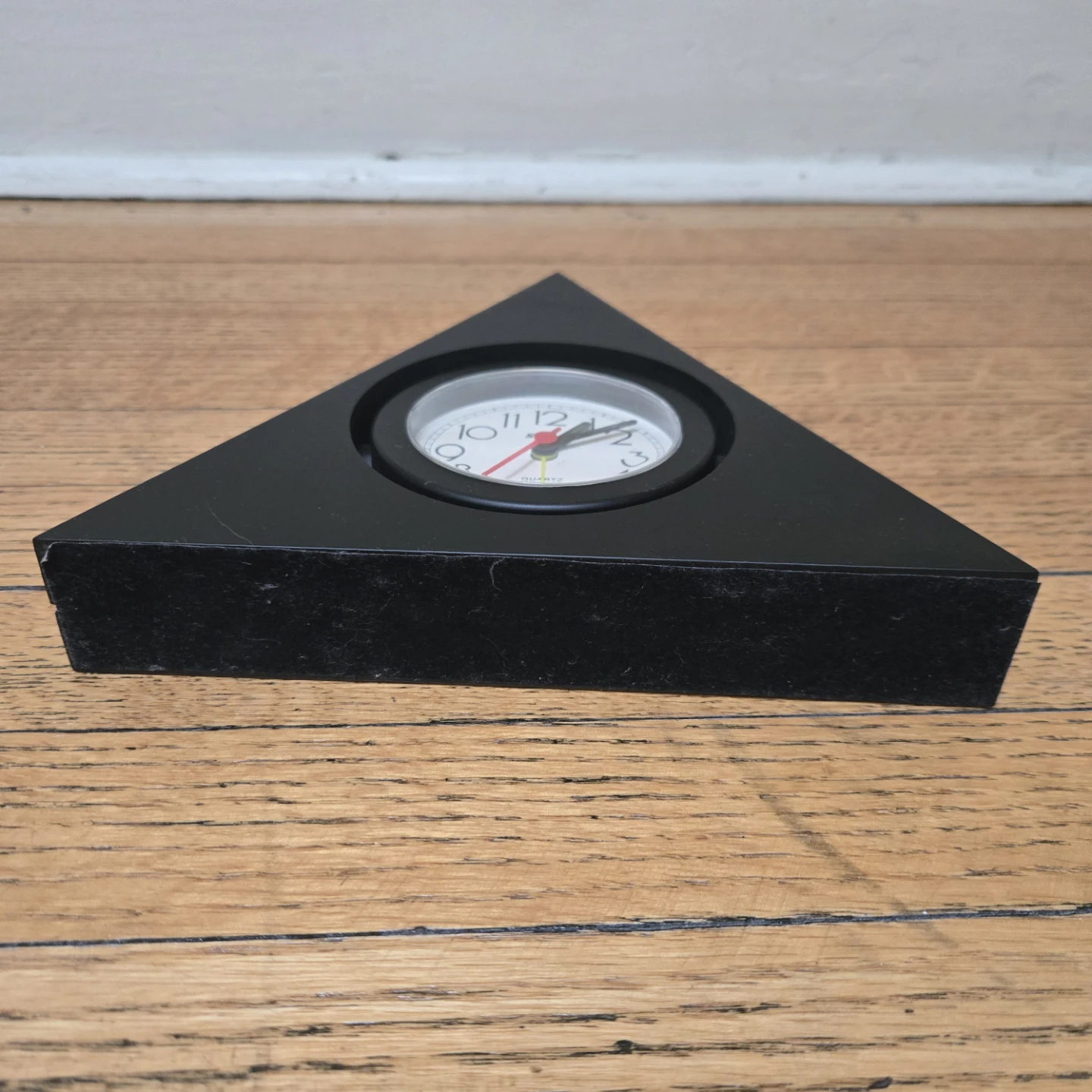 Sabre Triangle Alarm Clock - Black - photo 5