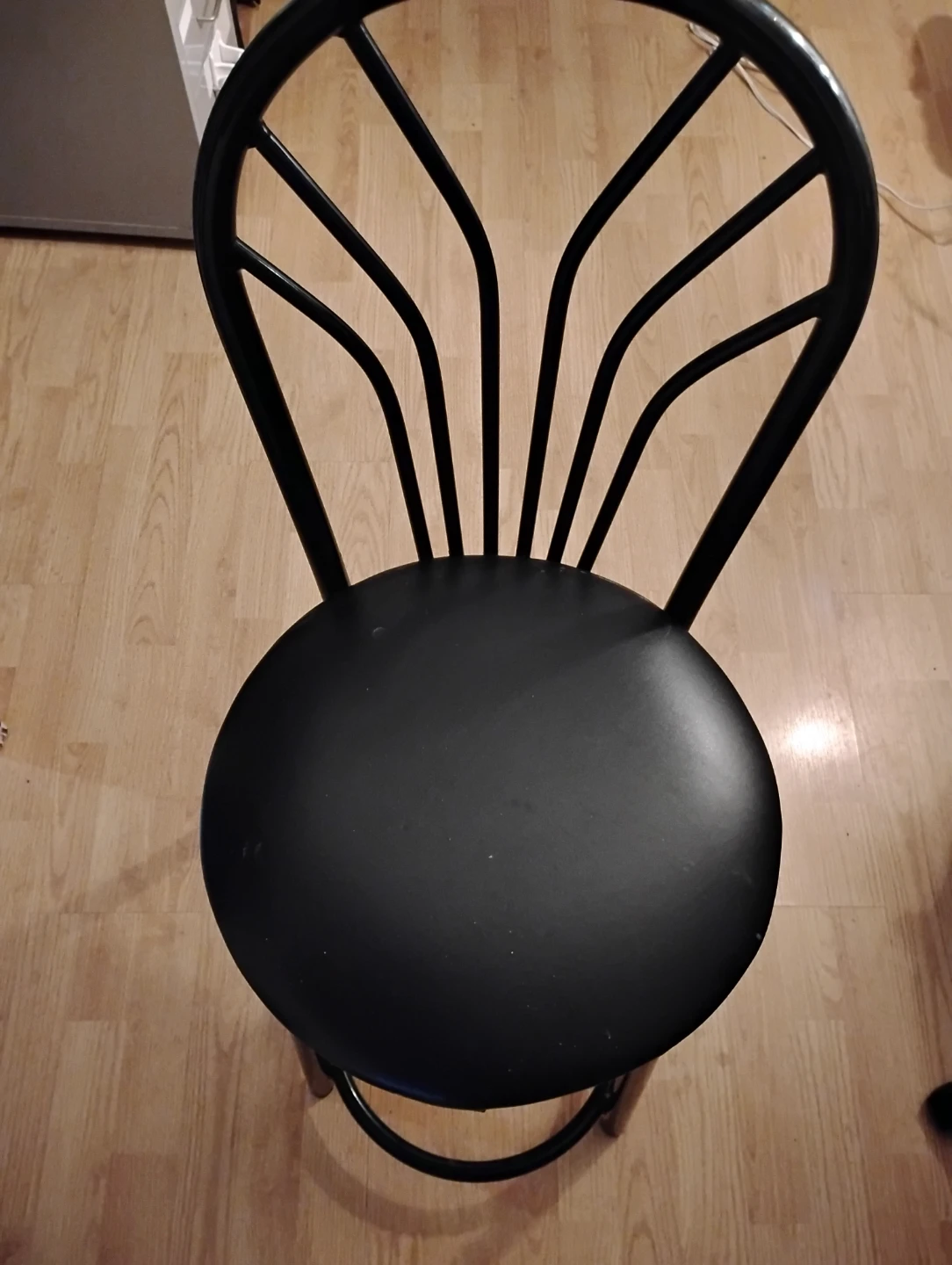 Black Metal Dining Chair with Padded Seat 🥕
