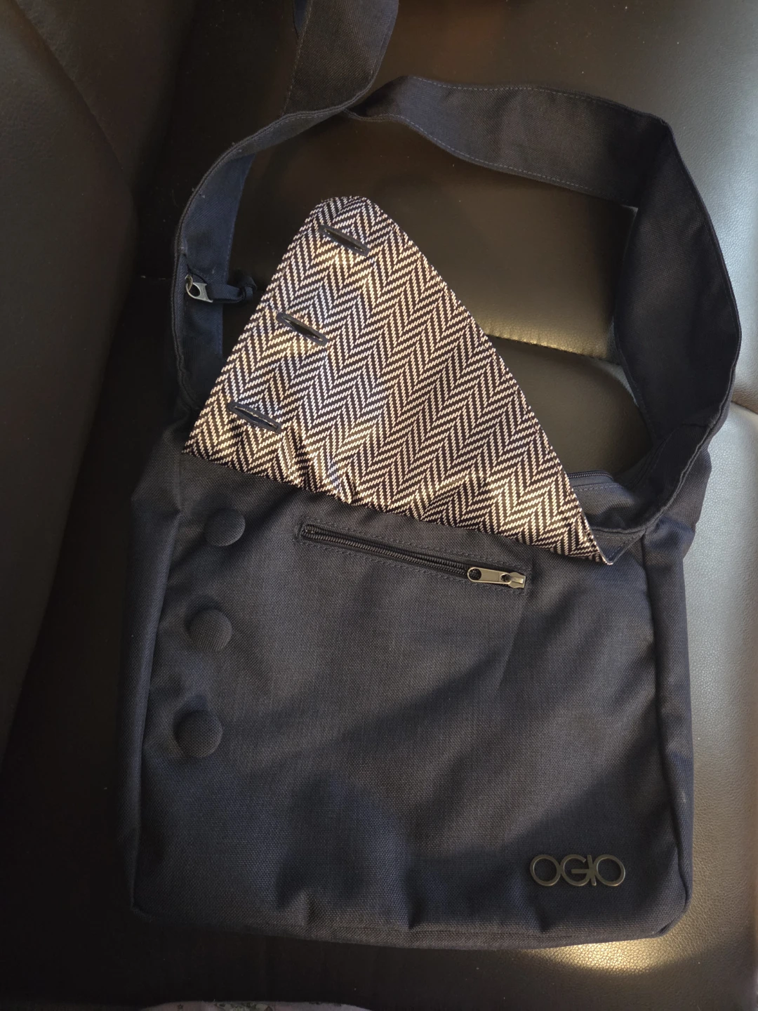 Ogio Navy Blue Crossbody Bag with Herringbone Lining - photo 3