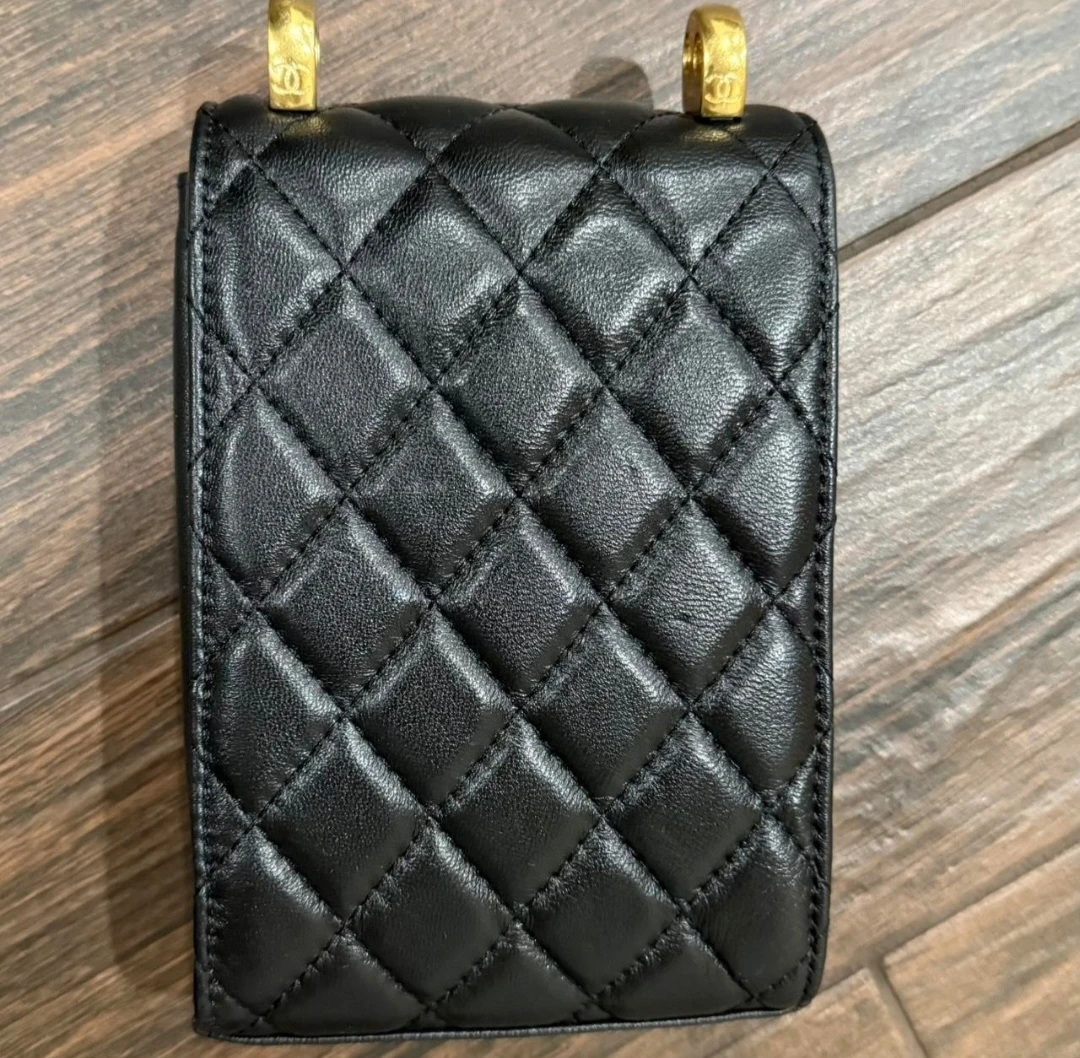 Quilted Black Leather Phone Pouch Bag - photo 3