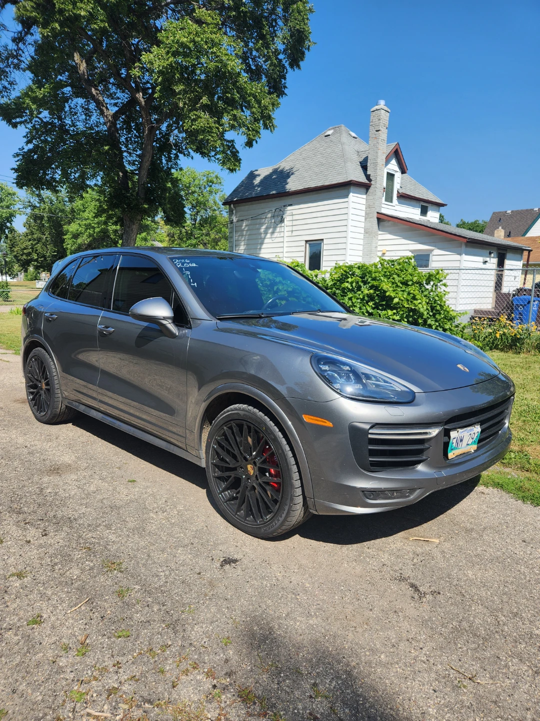 Porsche Cayenne GTS 2014