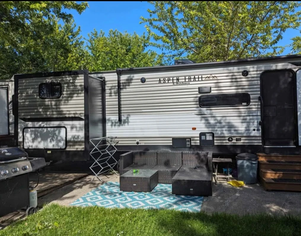 Aspen Trailer