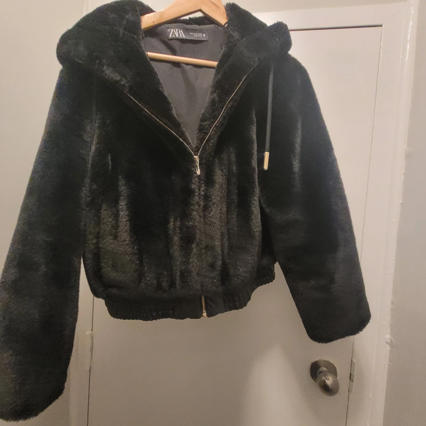 Small Zara Faux Fur Hooded Bomber Jacket - photo 2