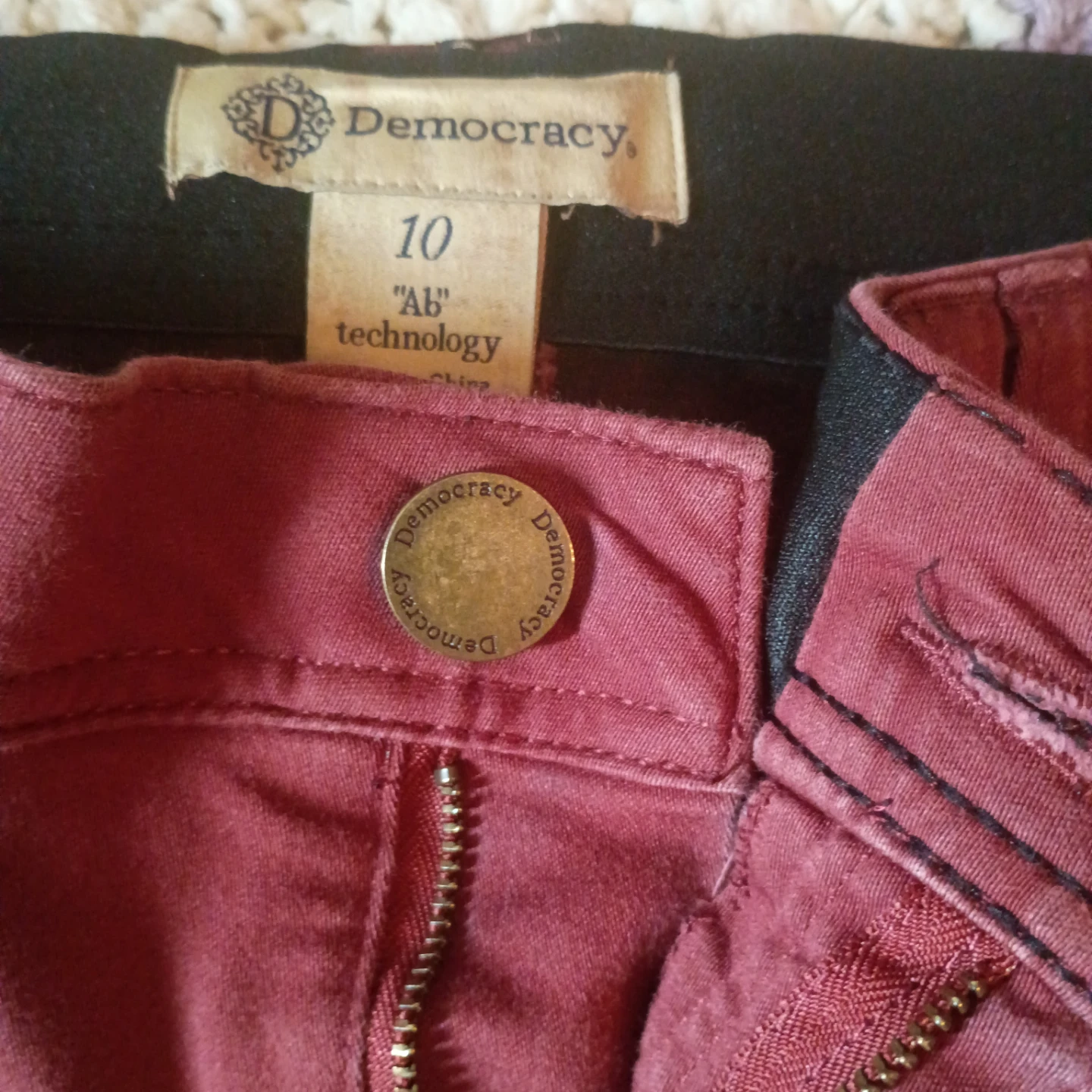 Democracy Women's Jeans Burgundy Size 10, and Monteau top - photo 2